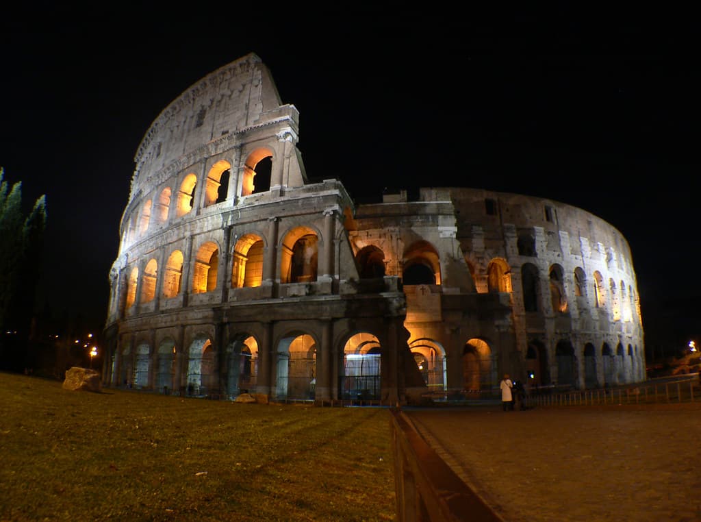 Đấu trường Colosseum, Ý